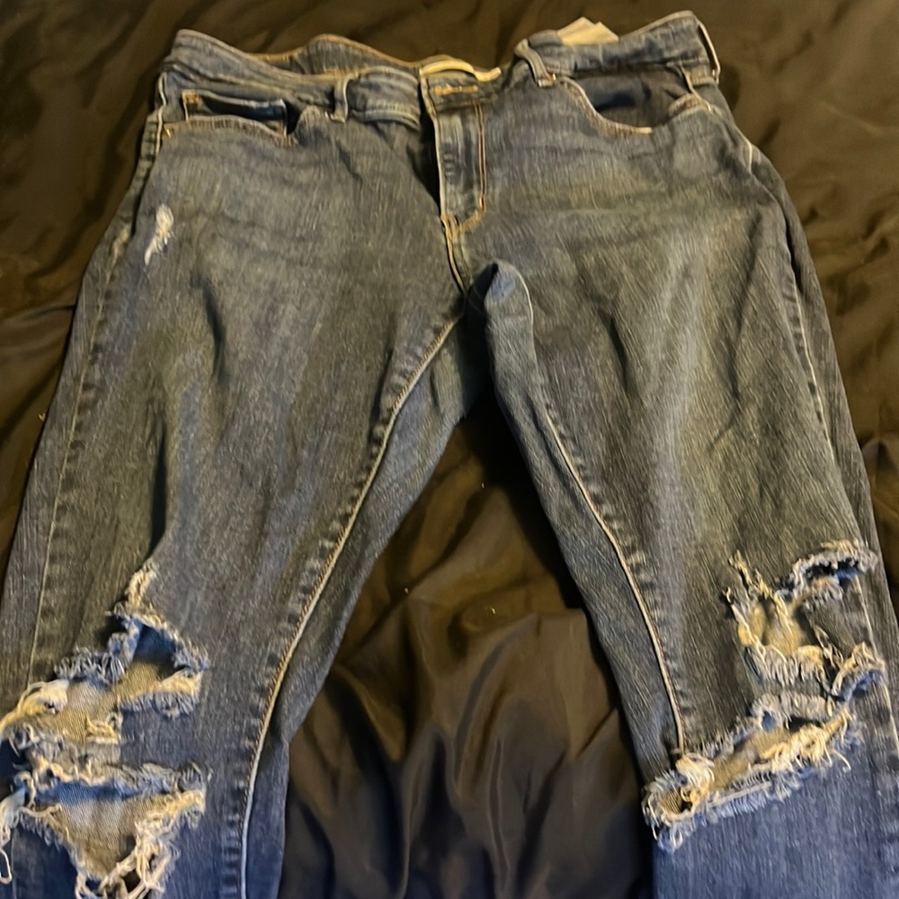 711 Skinny size 32 old navy jeans